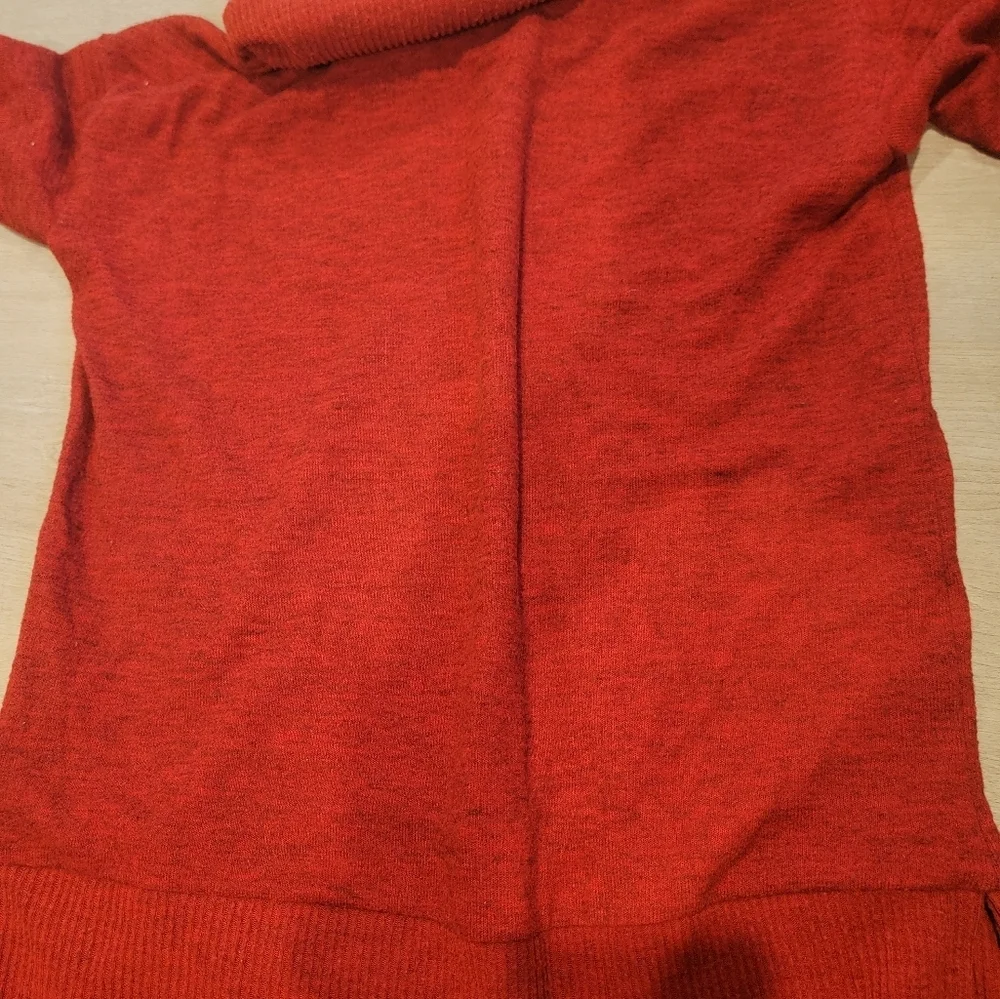 Women's Liz Claiborne Red Cowl Neck Long Sleeve Sweater Sz Medium